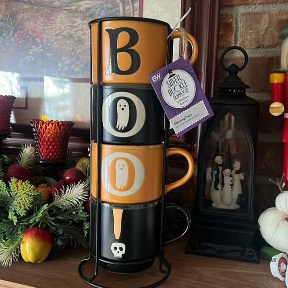 🧡Halloween Stackable Cups with Metal Countertop Stand NWT - Picture 1 of 4